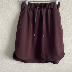 Lululemon On The Fly Burgundy Skirt Size 6